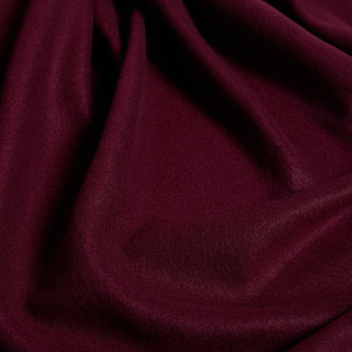 OHS Plain Fleece Throw - Burgundy>