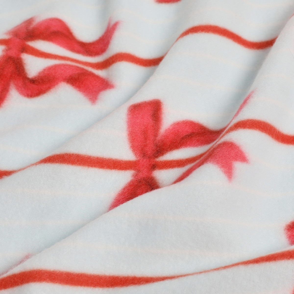 OHS Bow Print Fleece Throw - Blue/Red>