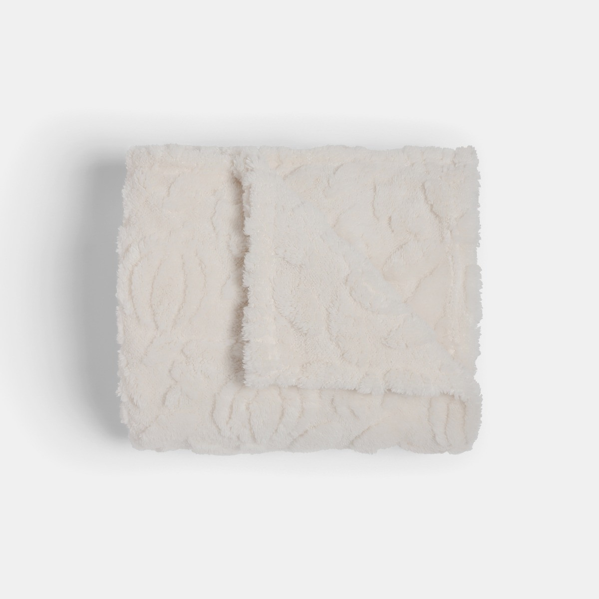 OHS Tufted Pumpkin Fleece Throw - Cream>