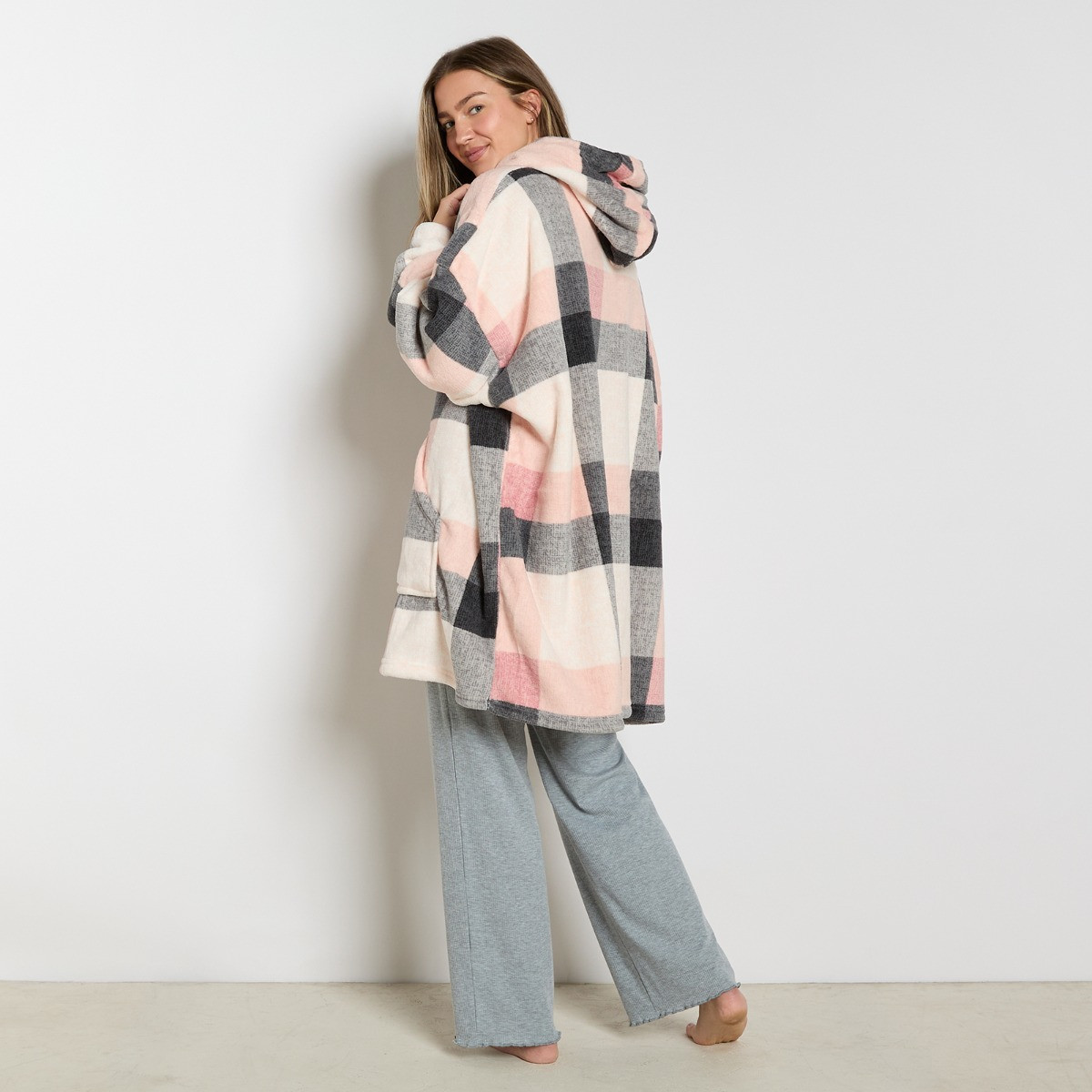 OHS Tartan Winter Check Sherpa Hoodie Blanket, Adults - Blush>