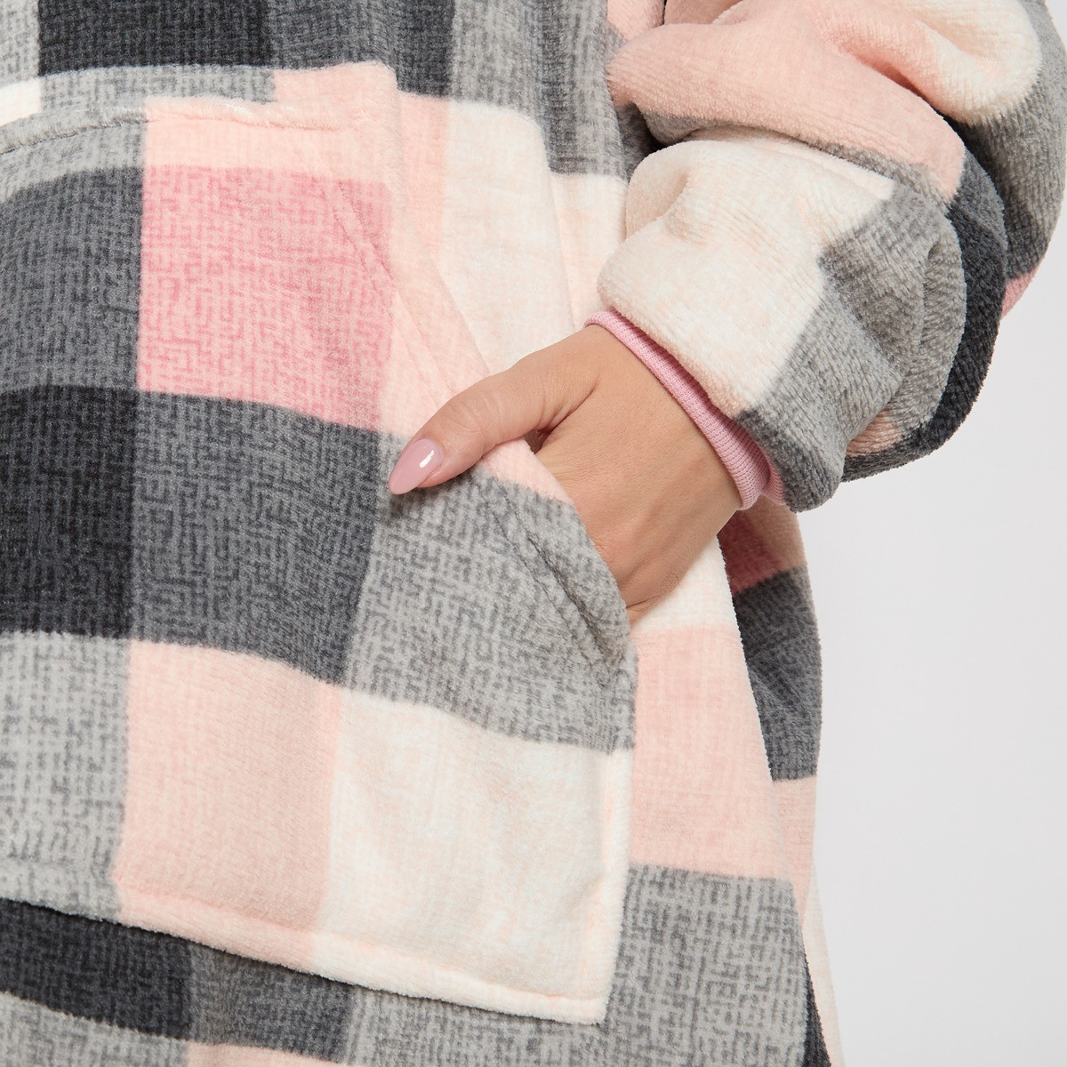 OHS Tartan Winter Check Sherpa Hoodie Blanket, Adults - Blush>