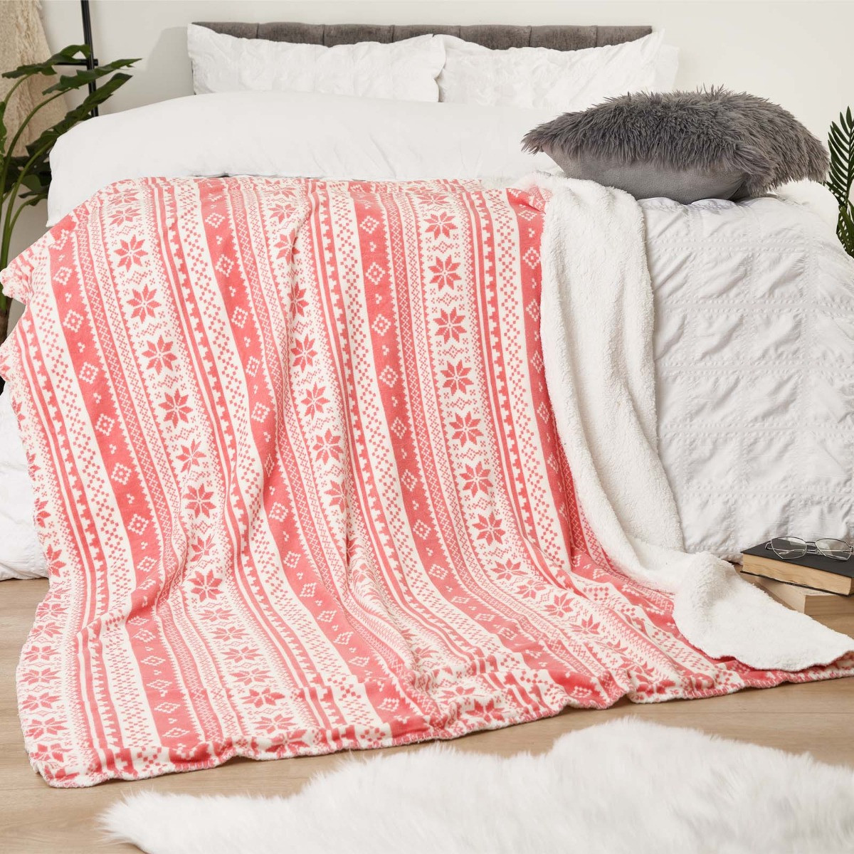 Dreamscene by OHS Nordic Print Sherpa Throw Blanket, Blush Pink - 60 x 70 inches>