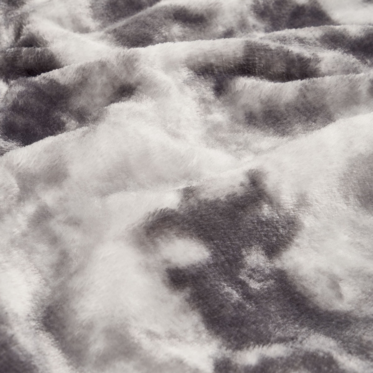 OHS Tie Dye Supersoft Throw - Grey>