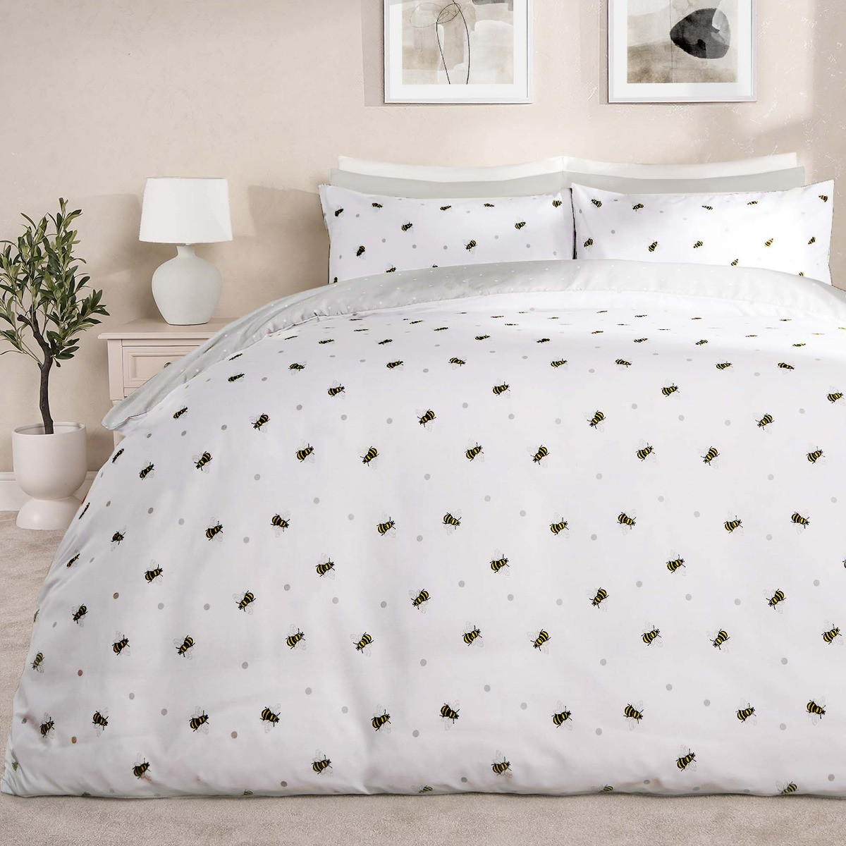 OHS Bee Print Cover Duvet Set - White>