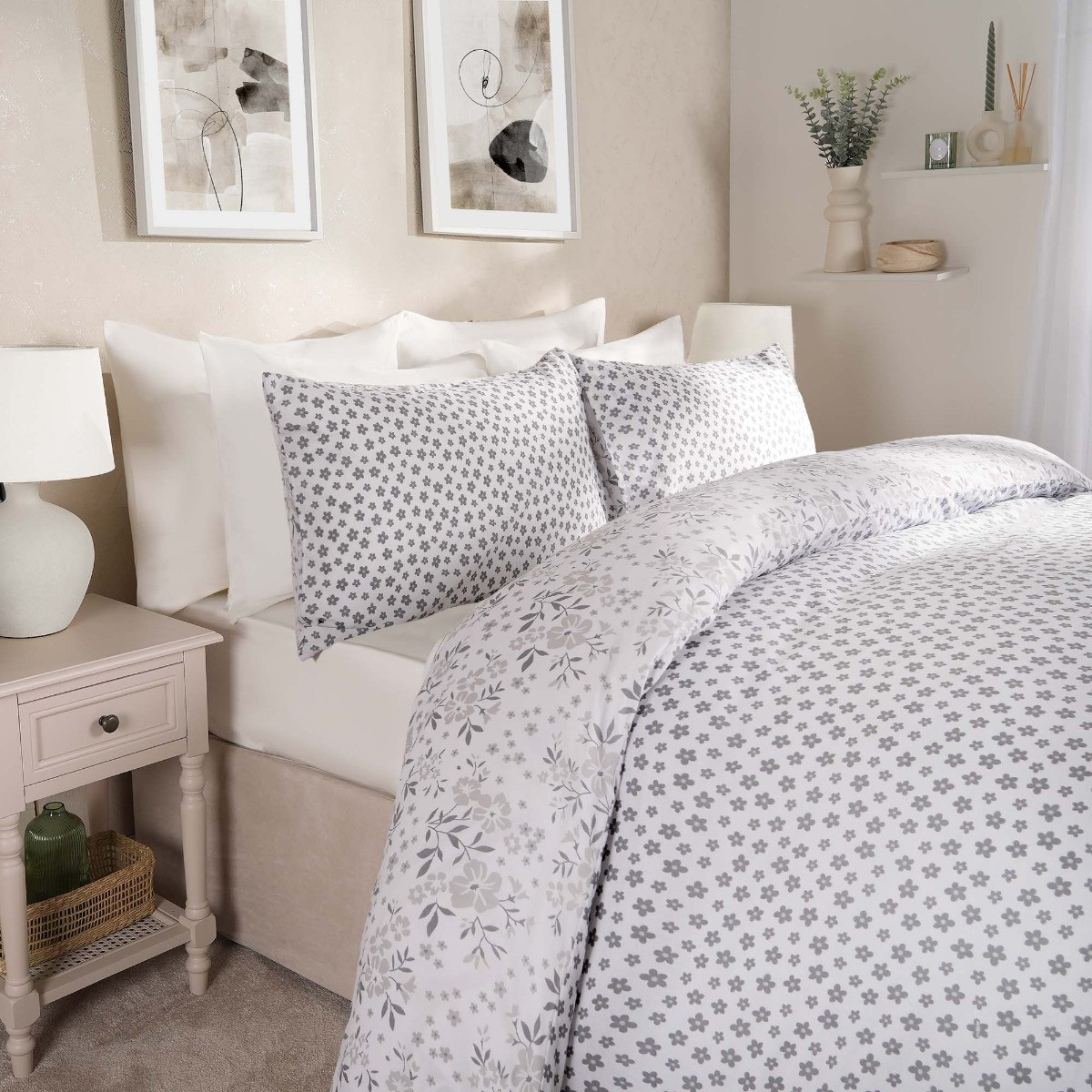 Dreamscene Ditsy Floral Print Reversible Duvet Cover Set, Grey Double