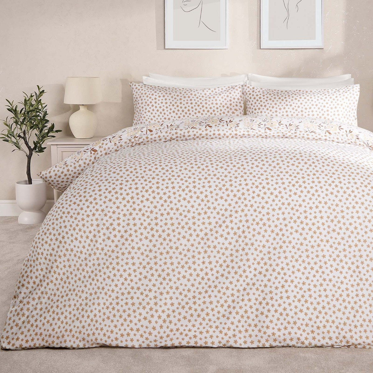 Dreamscene Ditsy Floral Print Reversible Duvet Cover Set, Natural Single