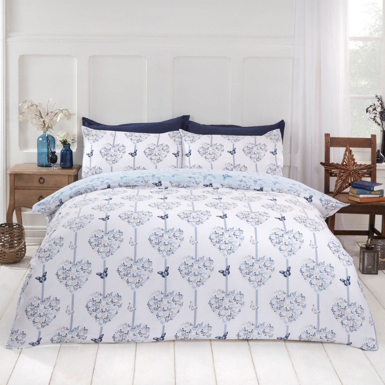 OHS Freya Butterfly Heart Duvet Set, Blue - Super King>