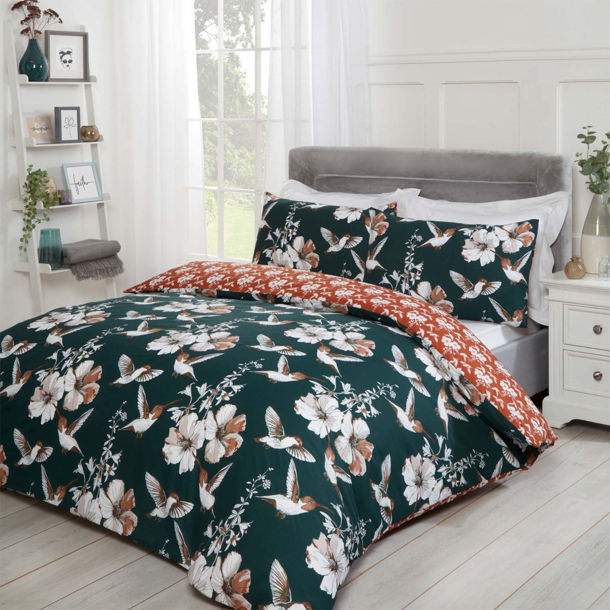 OHS Hummingbirds Duvet Cover Set - Emerald/Orange>