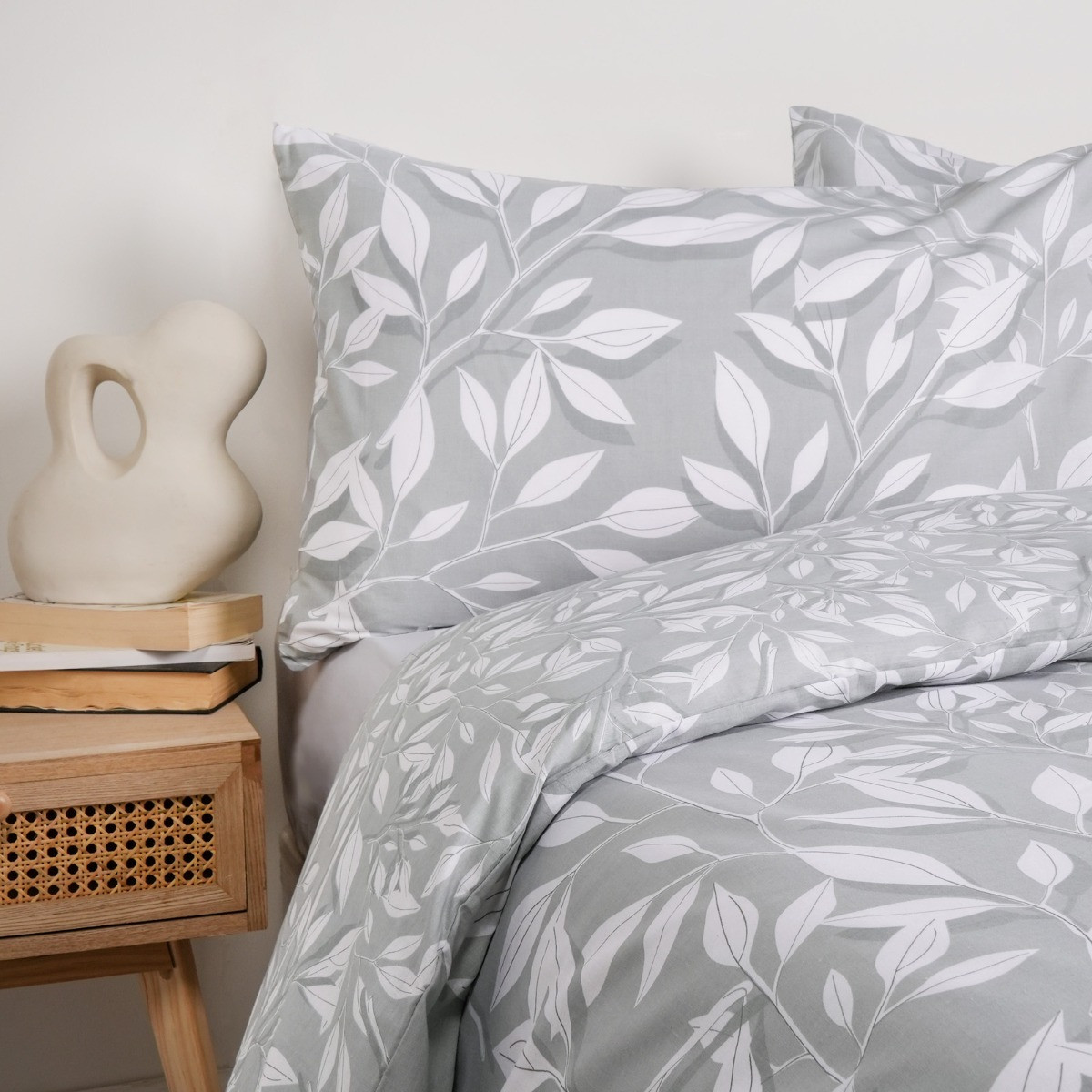Dreamscene Leaf Print Duvet Set, Grey Double