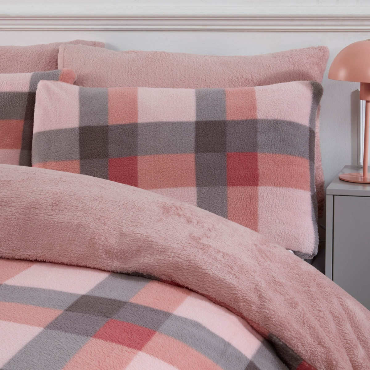 OHS Check Teddy Fleece Duvet Cover Set - Blush>