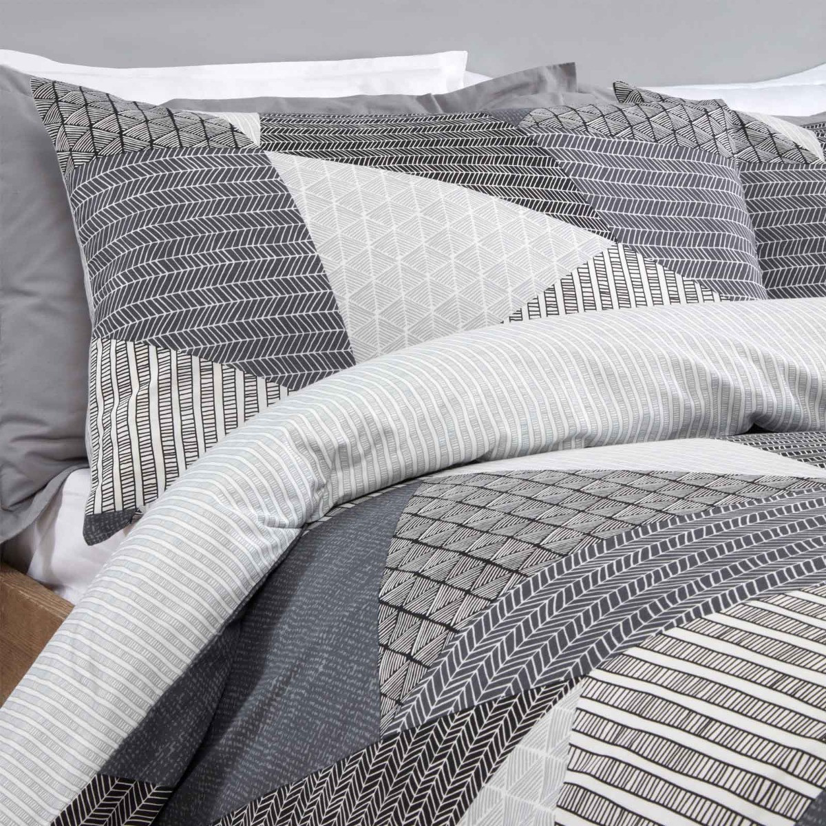 OHS Textured Geometric Duvet Set, Grey - Single>