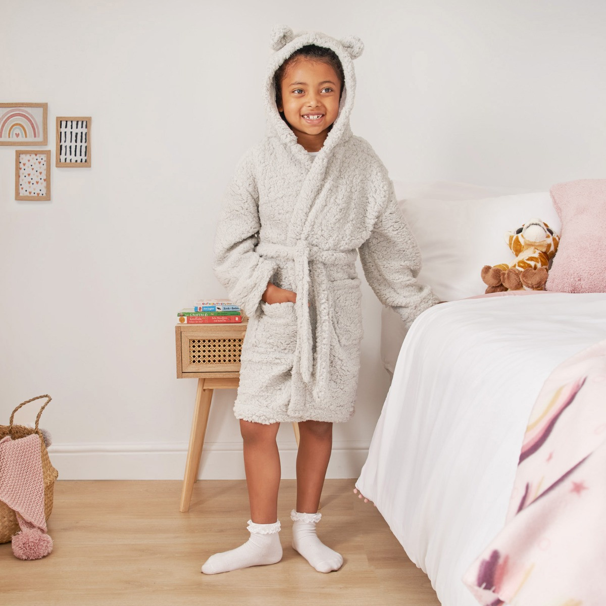 Amazon.com: Funnycokid Boys Space Robes Kids Fleece Bathrobe Hooded Galaxy  Pajamas Size 7 8 Flannel Sleepwear 7-8 Years: Clothing, Shoes & Jewelry