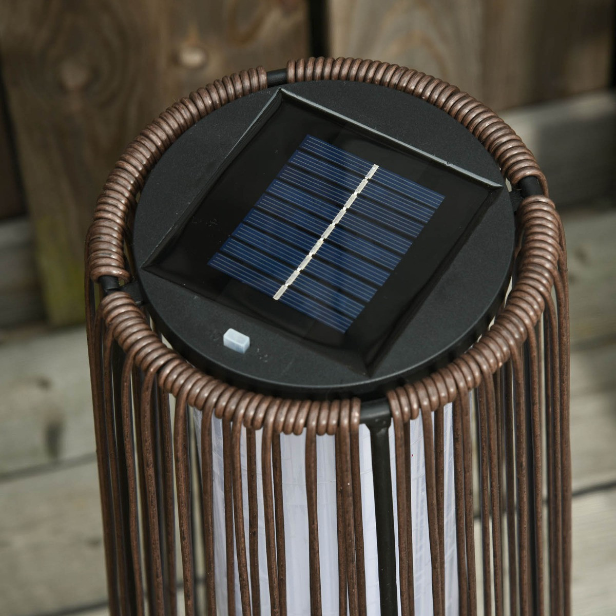Outsunny Woven Resin Wicker Outdoor Solar Lantern Light - Brown>