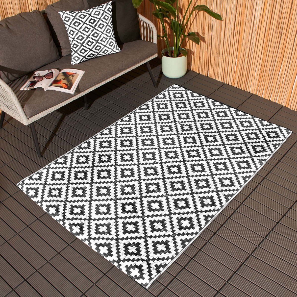 OHS Geometric Print Outdoor Rug, Black/White - 160 x 230cm>