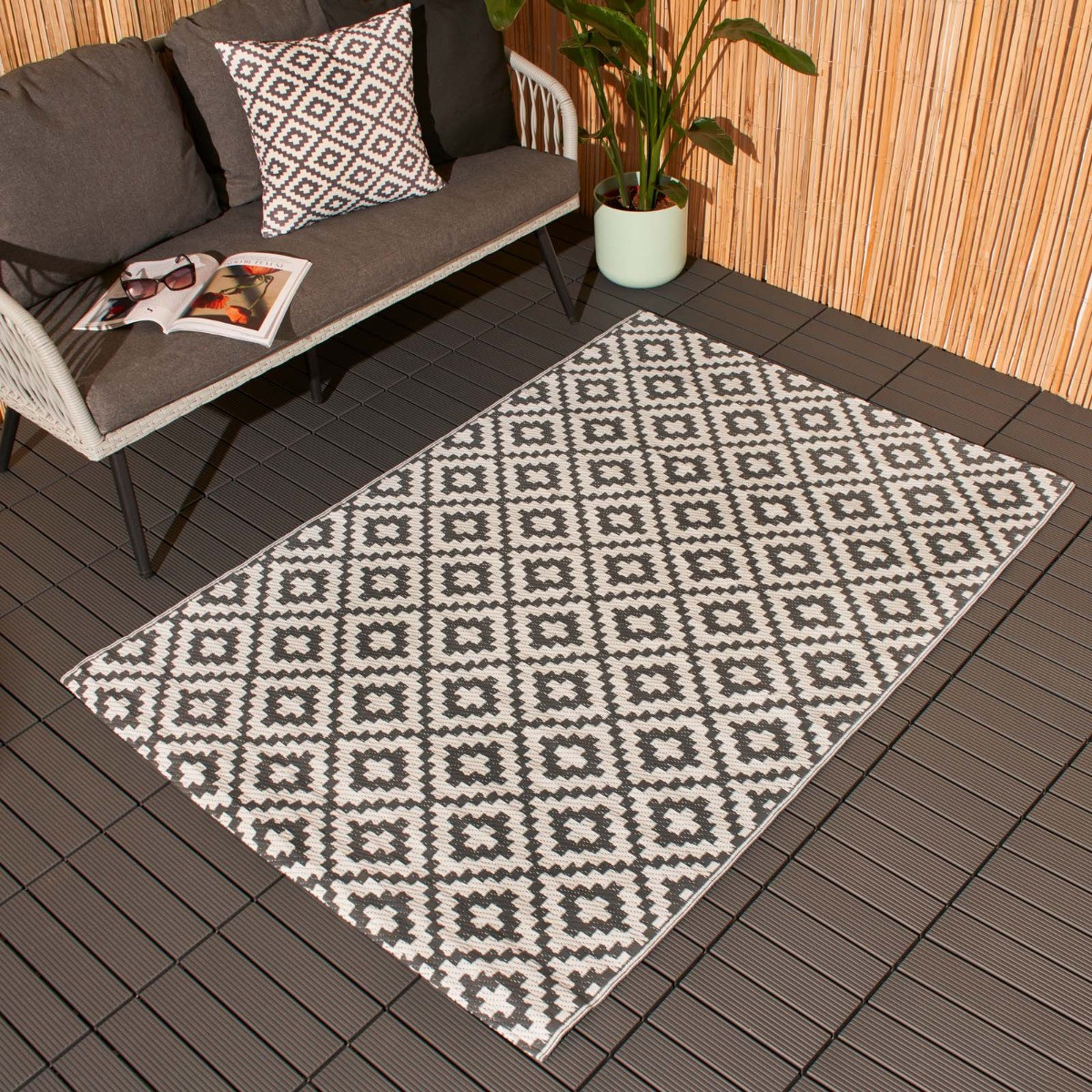 OHS Outdoor Geo Rug, Grey - 80 x 150cm>