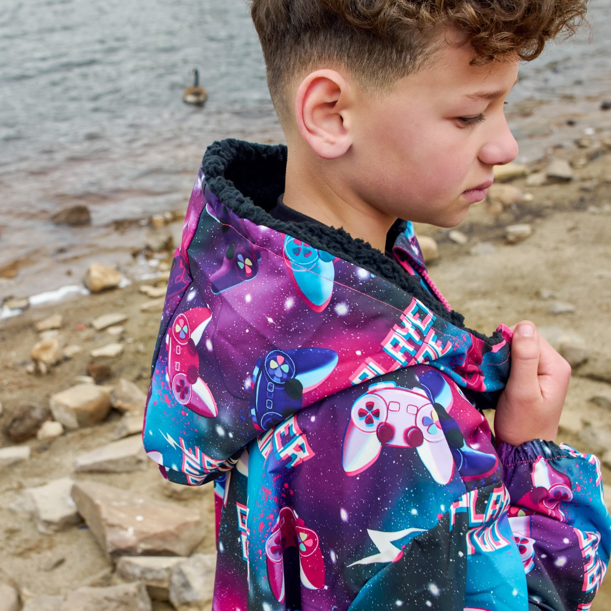 OHS Kids Water Resistant Gaming Print Sherpa Drying Robe - Purple>