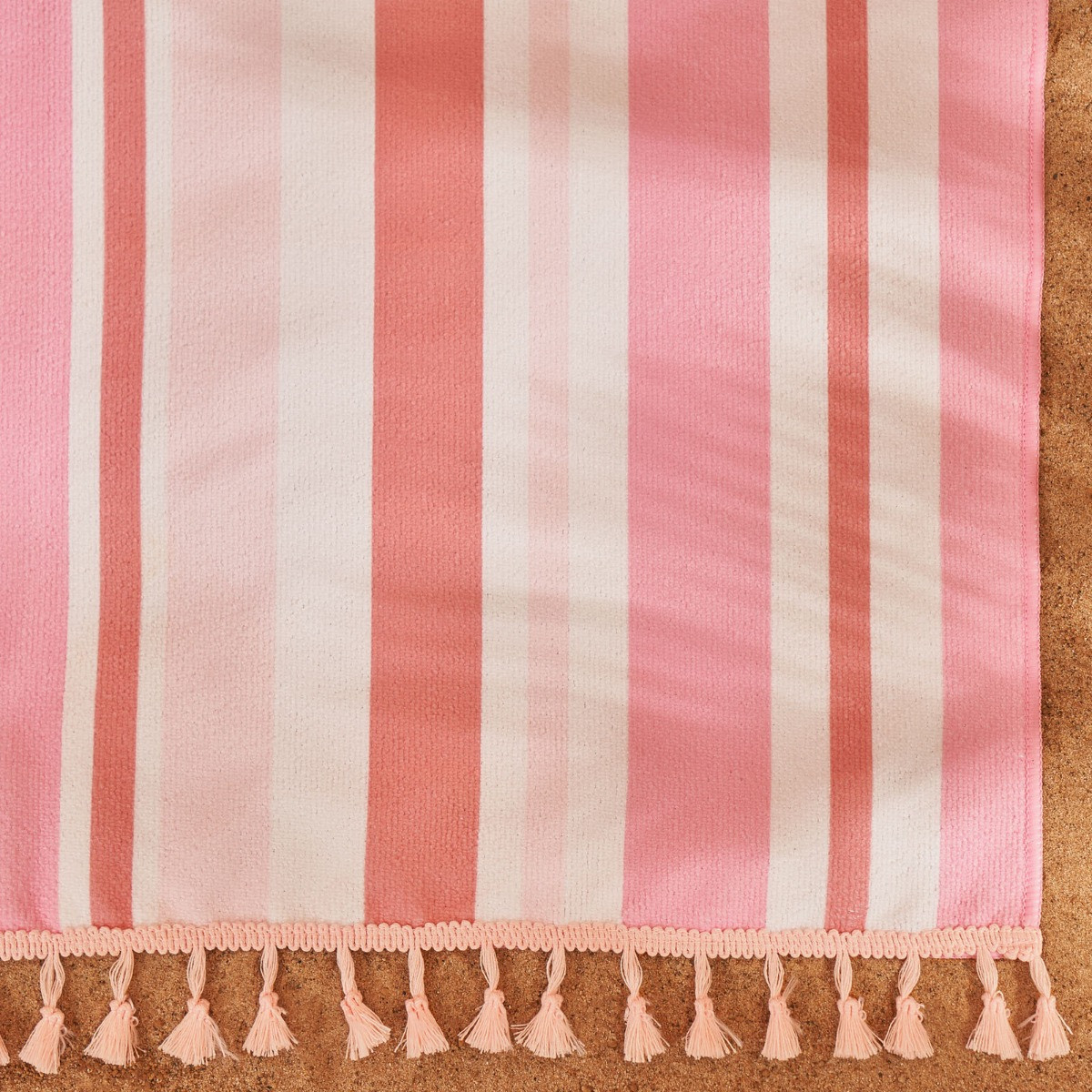 Dreamscene Tassel Striped Beach Towel - Blush>