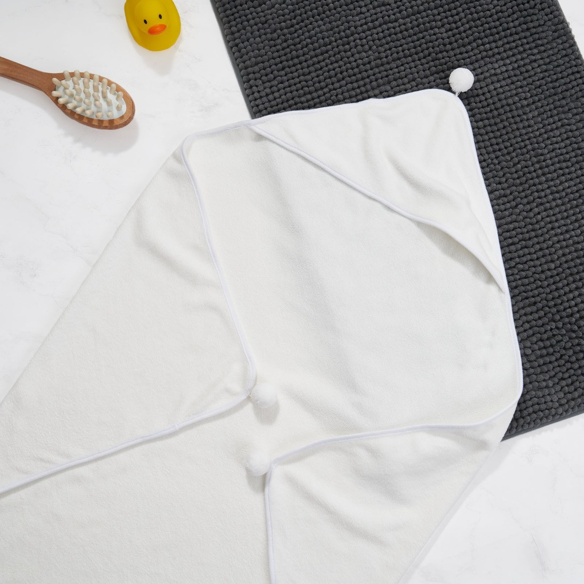 OHS Kids Plain Pom Pom Hooded Towel - White>