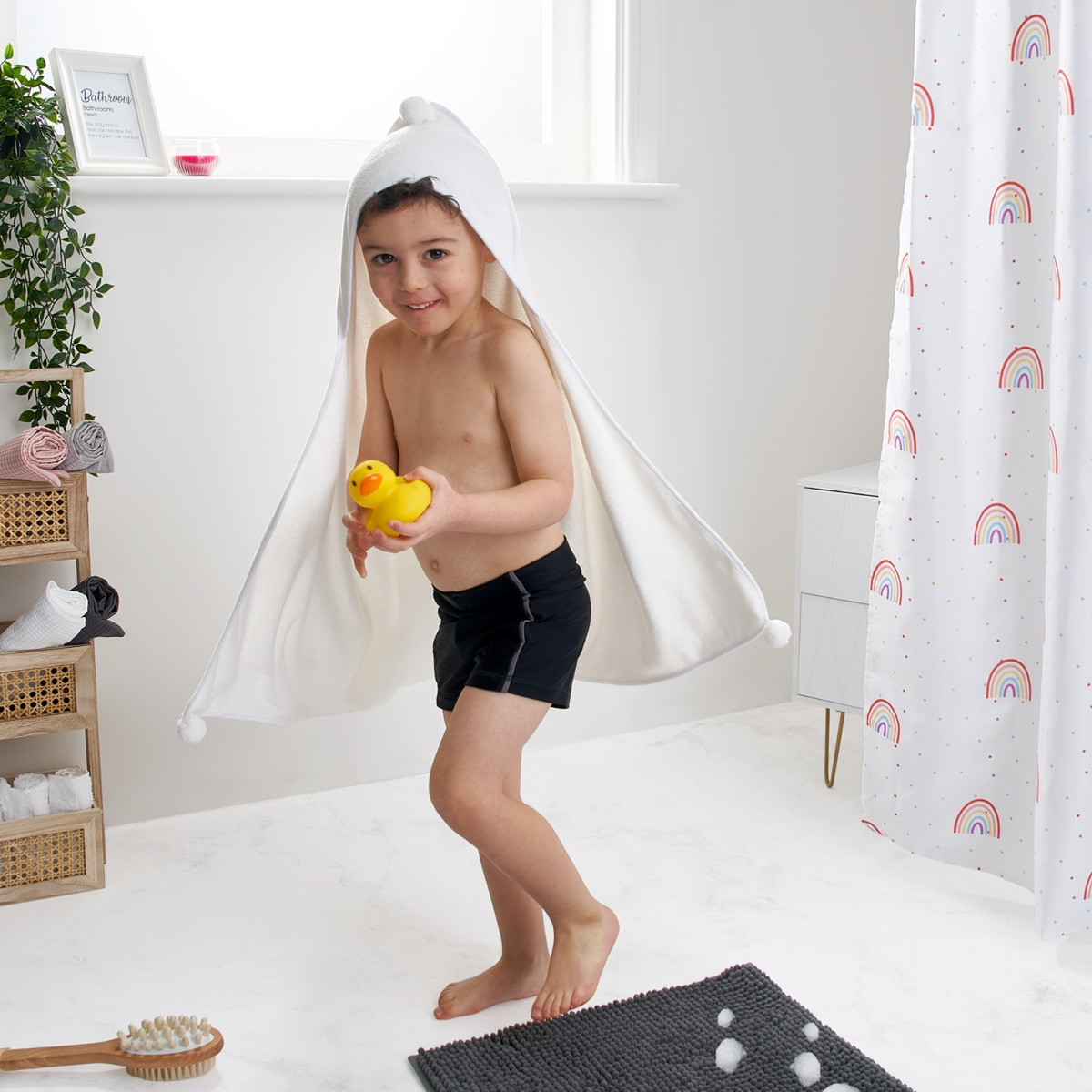 OHS Kids Plain Pom Pom Hooded Towel - White>