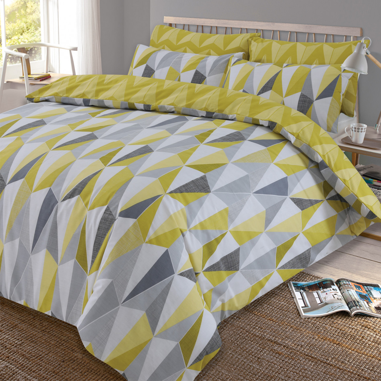 Dreamscene Billie Duvet Cover with Pillowcase Reversible Geometric Triangle Bedding Set, Yellow Ochre Grey - Superking>