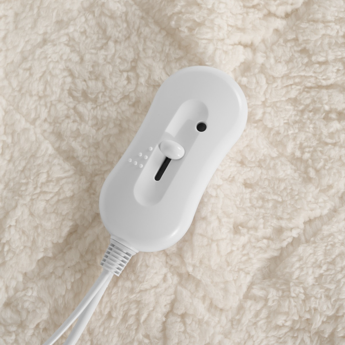 OHS Electric Heated Teddy Fleece Under-Blanket - White >
