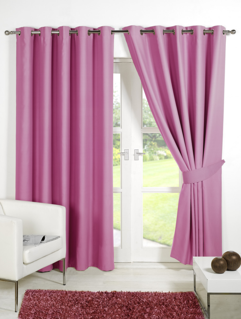 Luxury Ring Top Fully Lined Pair Thermal Blackout Eyelet Curtain Pink 90" x 108">
