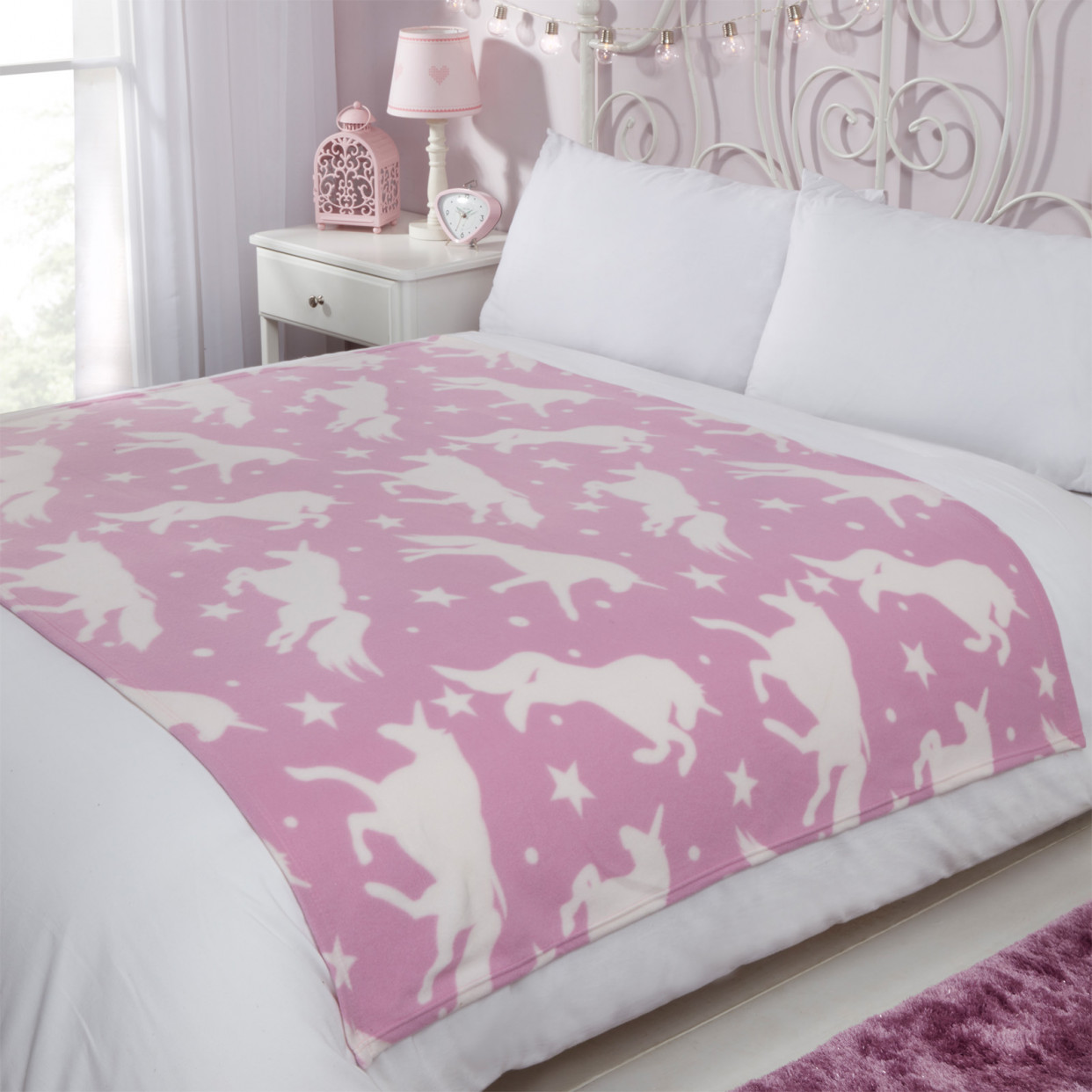 OHS Unicorn Shape Fleece Throw - Pink>