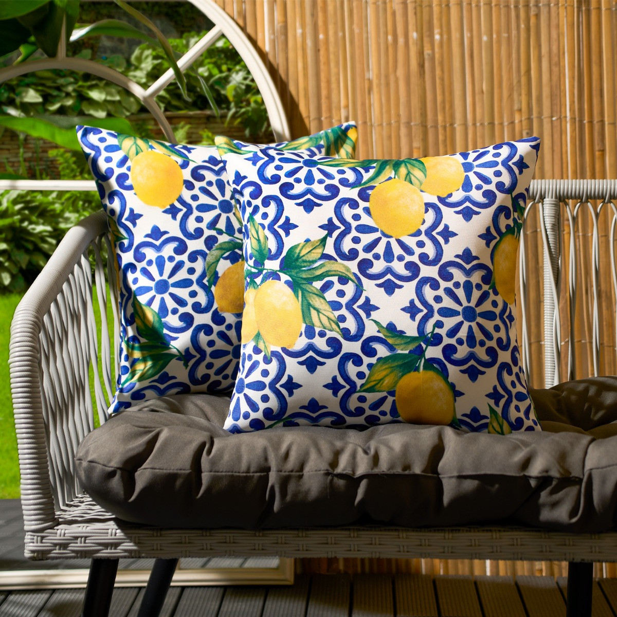OHS 4 Pack Lemon Water Resistant Cushion Covers, Blue / White - With Cushion>