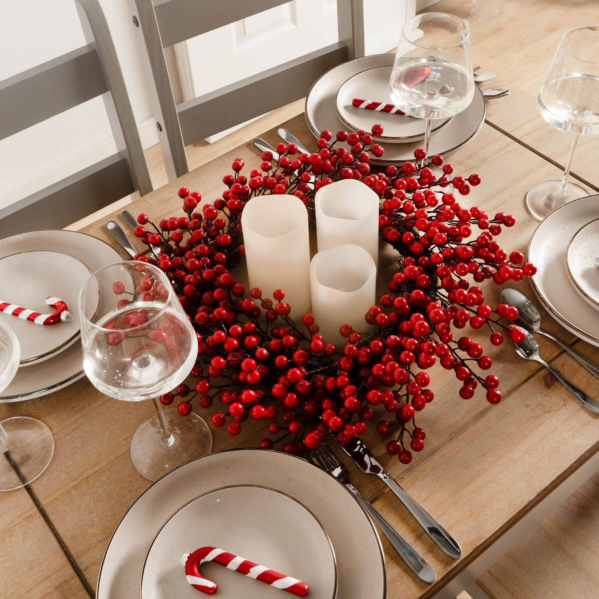 OHS Festive Red Berry Wreath, Red - 50cm>