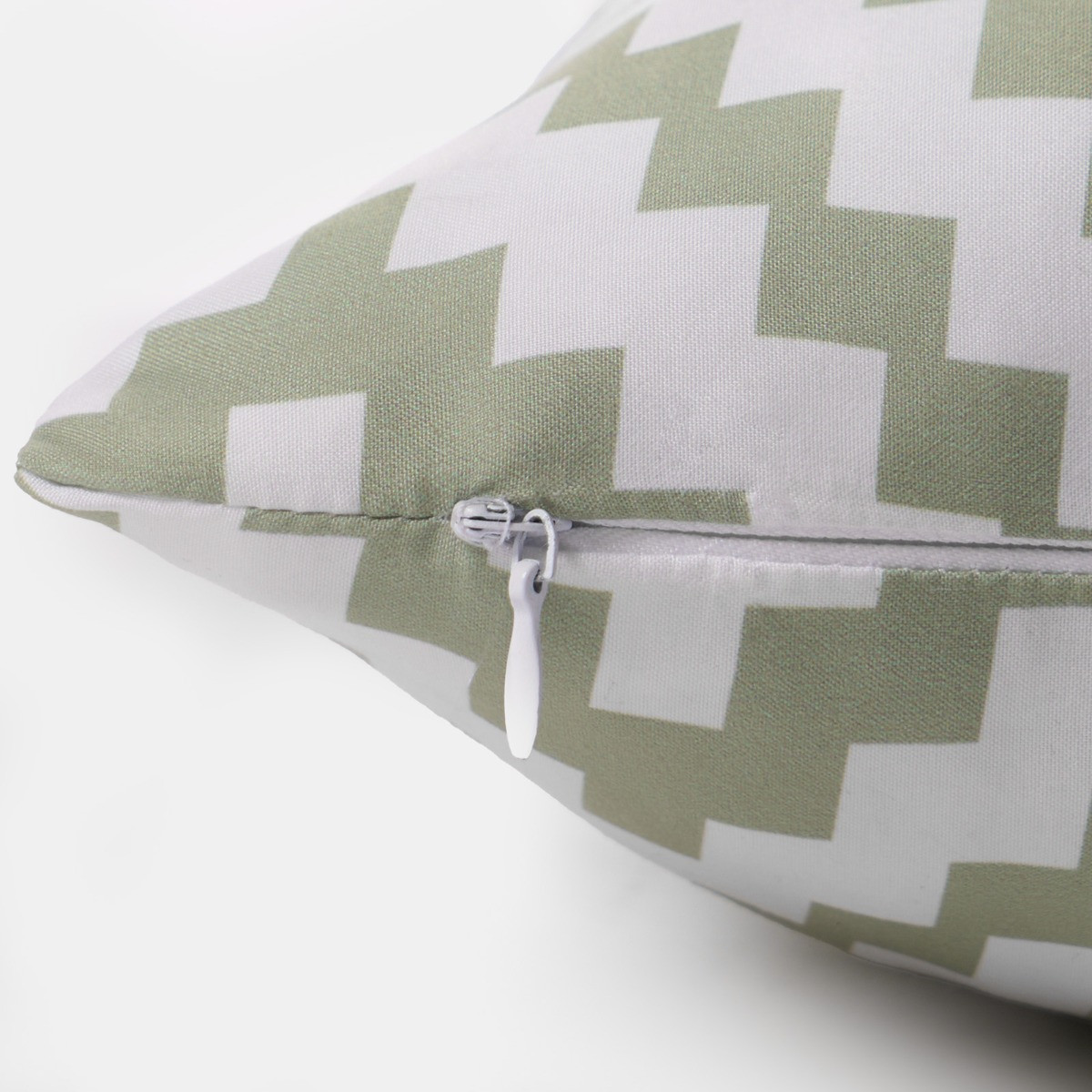 OHS Indoor/Outdoor Geometric Print Cushion Covers with Cushion Pads - Sage/White>