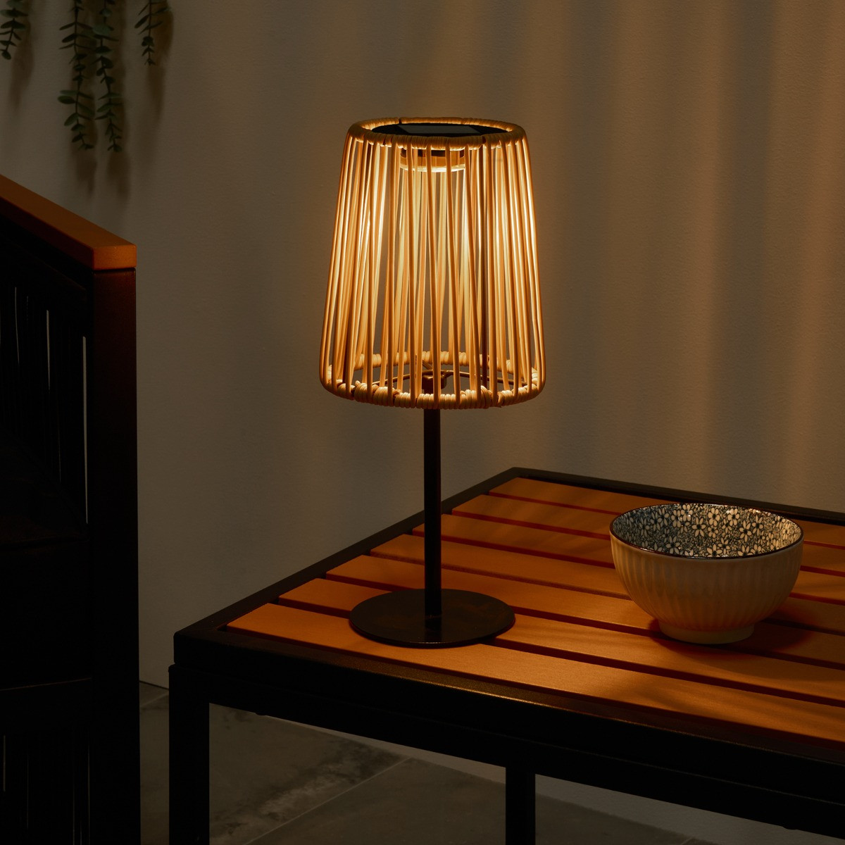 OHS Solar Rattan Table Lamp - Natural>