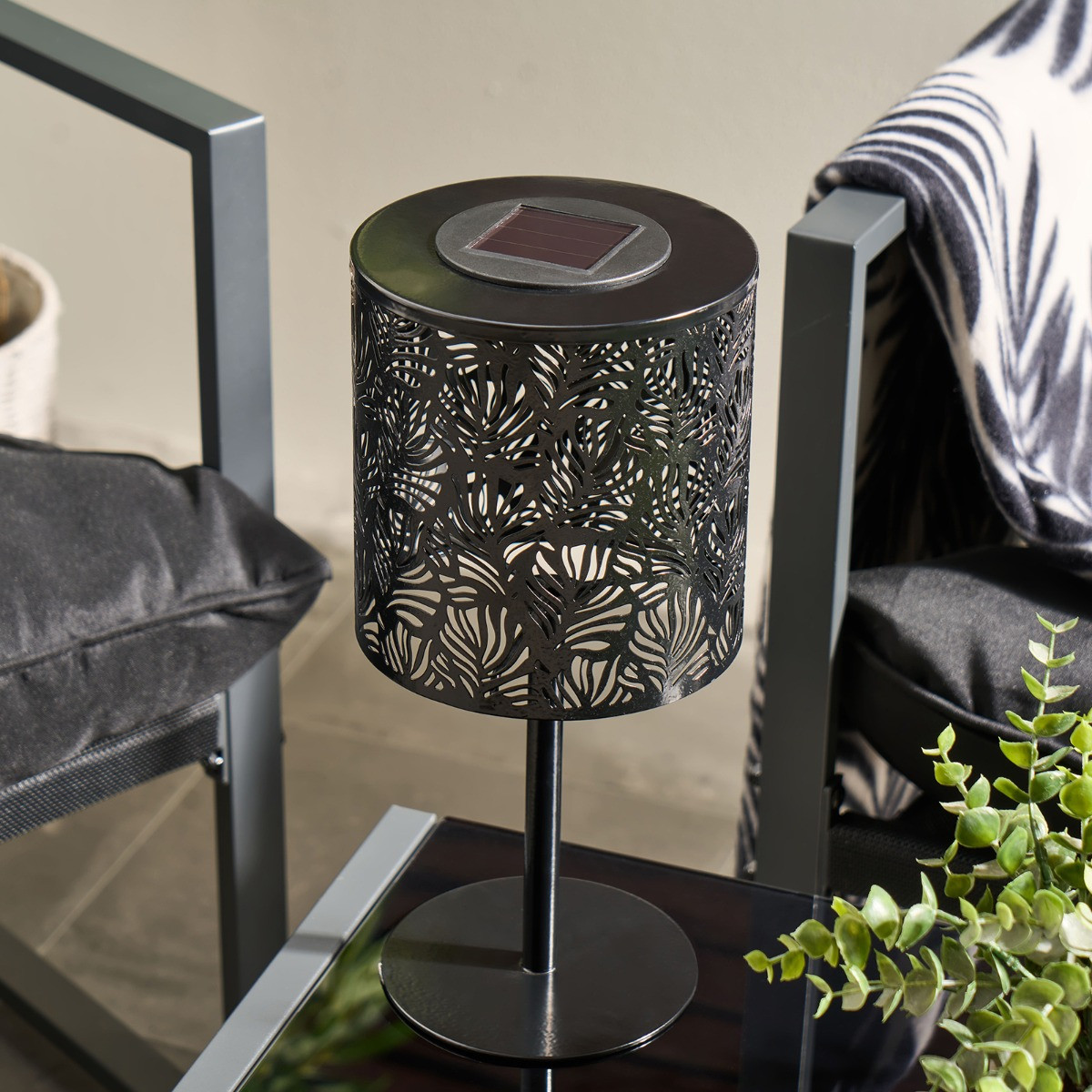 OHS Solar Metal Table Lamp - Black>