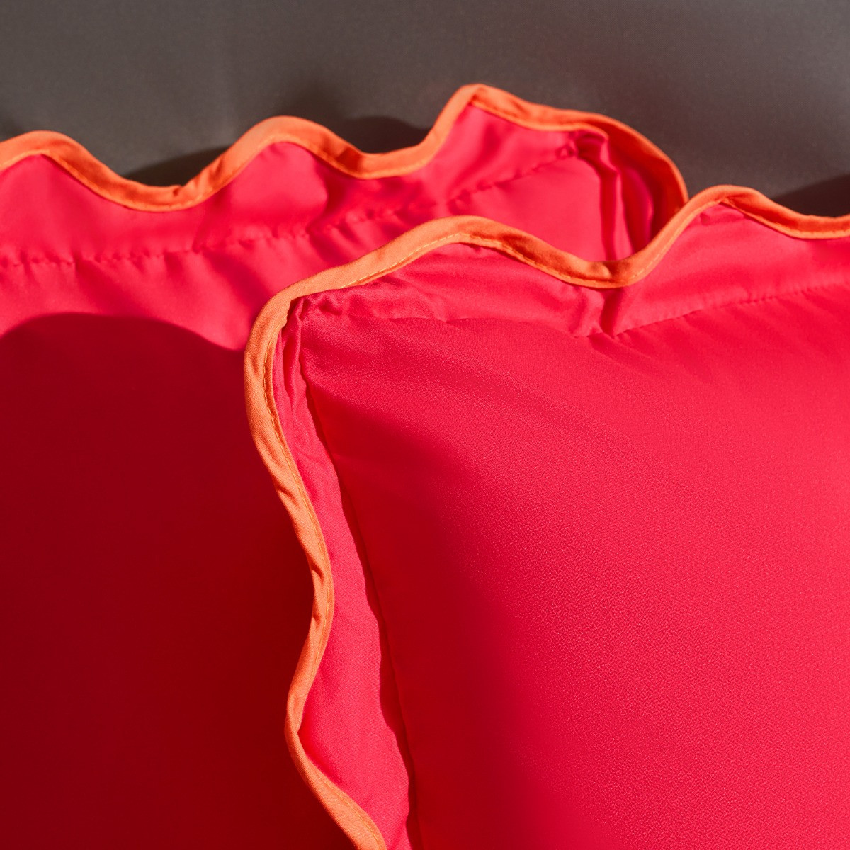 OHS Indoor/Outdoor Scallop Edge Cushion Covers, Pink/Orange - 45 x 45cm>
