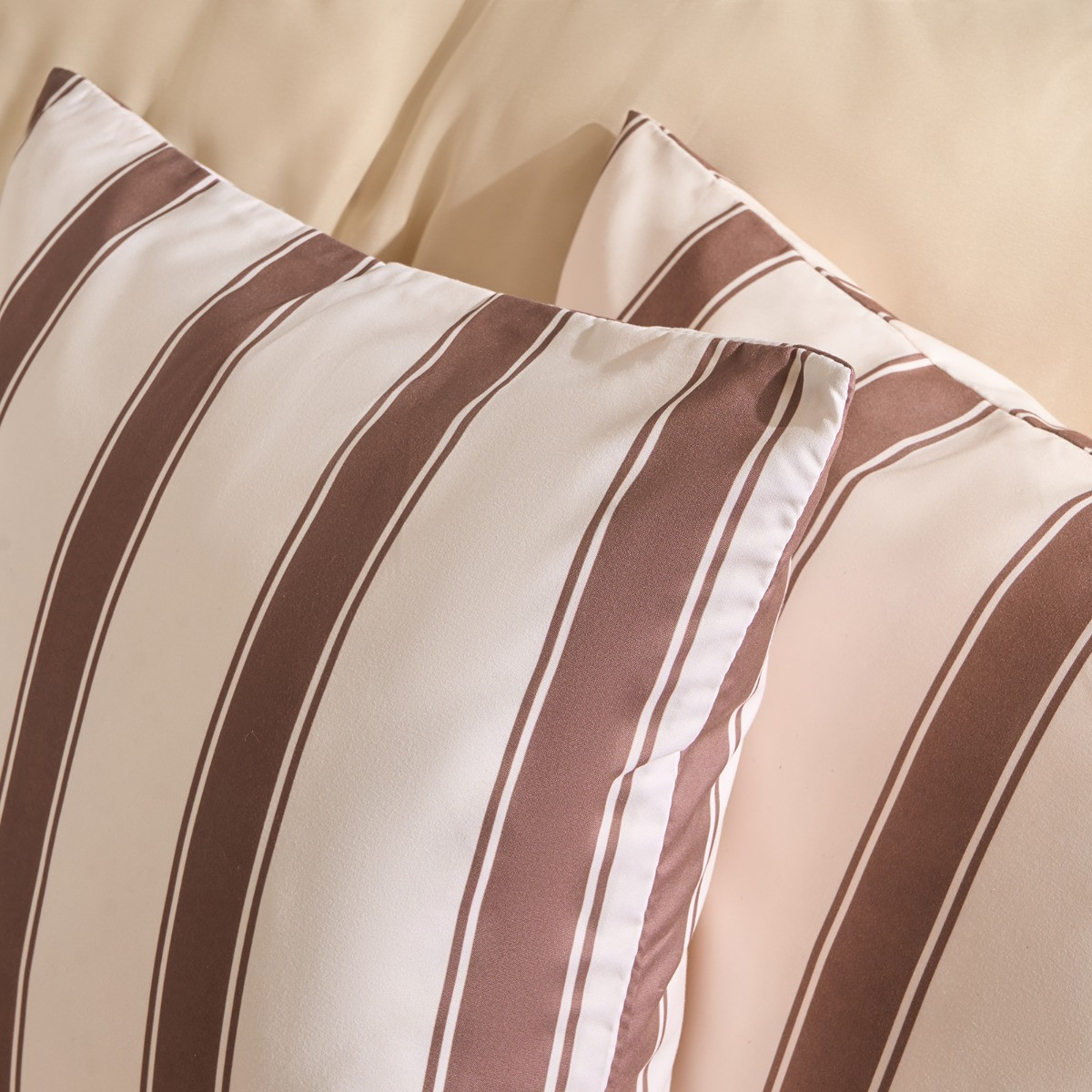 OHS Indoor/Outdoor Stripe Print Cushion Covers, Chocolate/Cream -45 x 45cm>