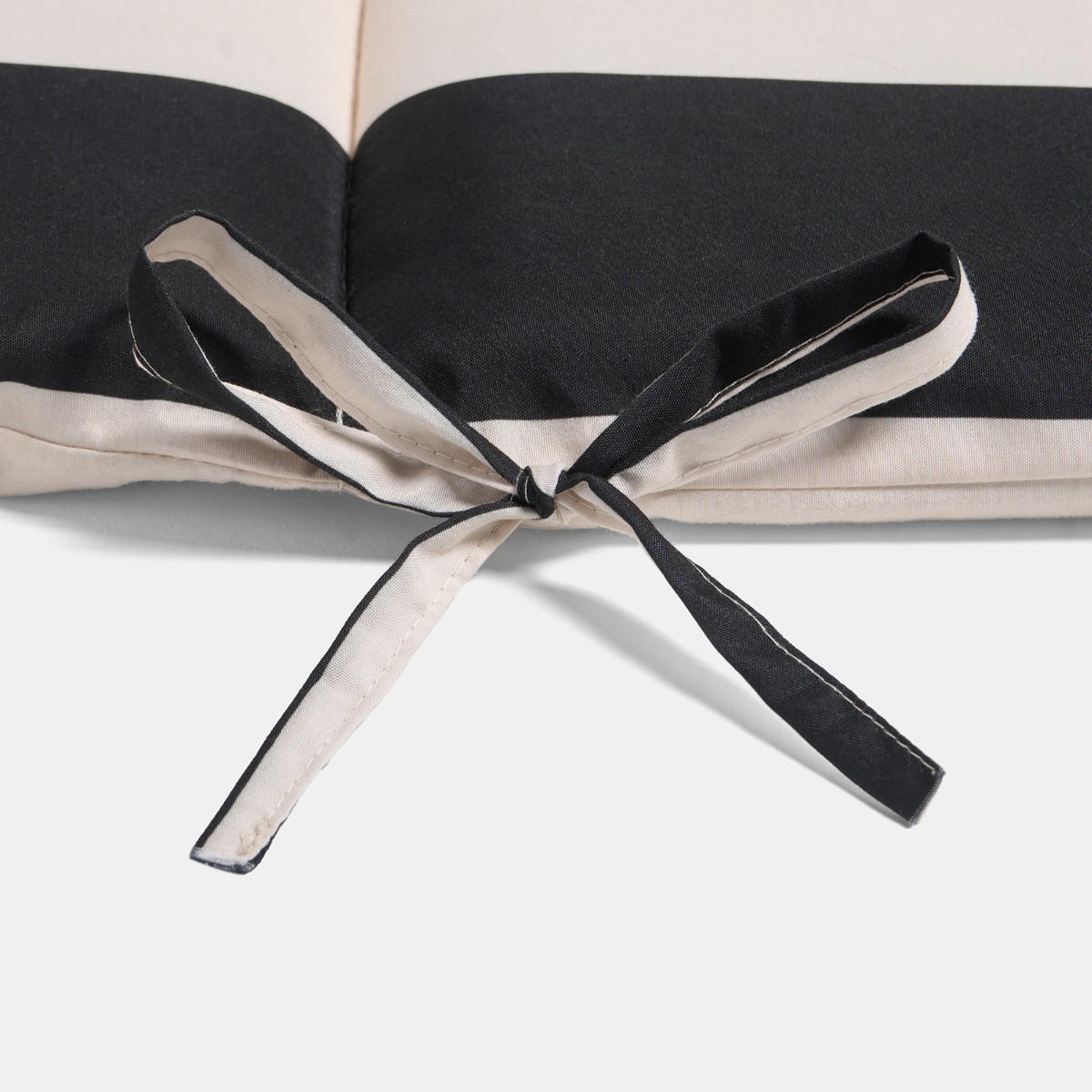 OHS Indoor/Outdoor Stripe Print Seat Pad with Back - Monochrome>