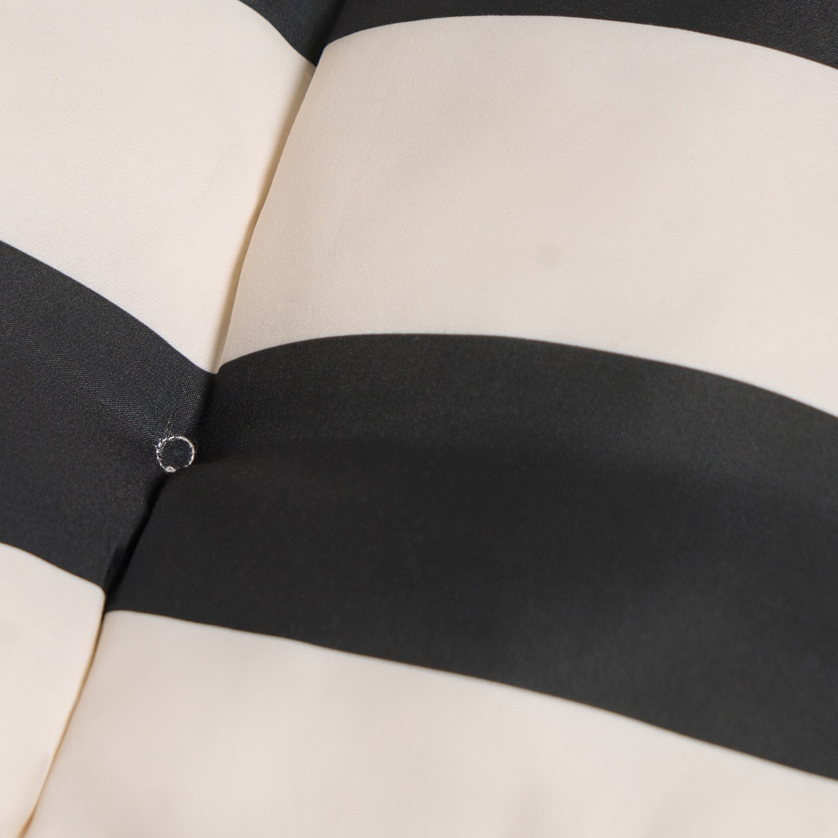 OHS 2-Seater Indoor/Outdoor Stripe Print Bench Pad - Monochrome>