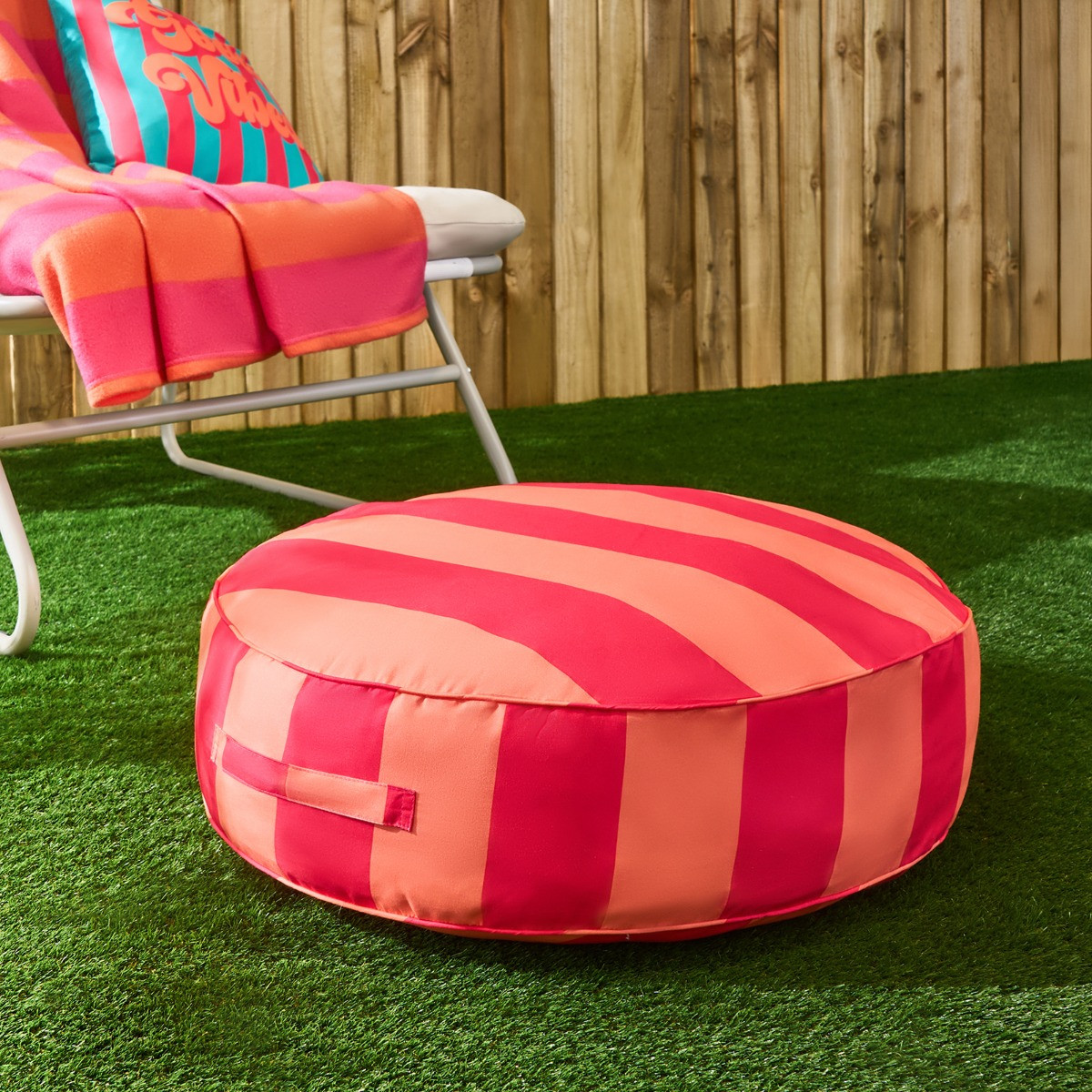 OHS Indoor/Outdoor Stripe Print Round Filled Cushion - Orange/Pink>