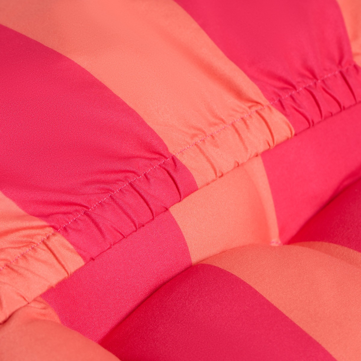 OHS Stripe Print Gravity Chair Cushion - Orange/Pink>