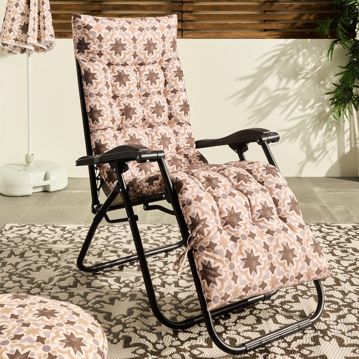 OHS Tile Print Gravity Chair Cushion - Natural>