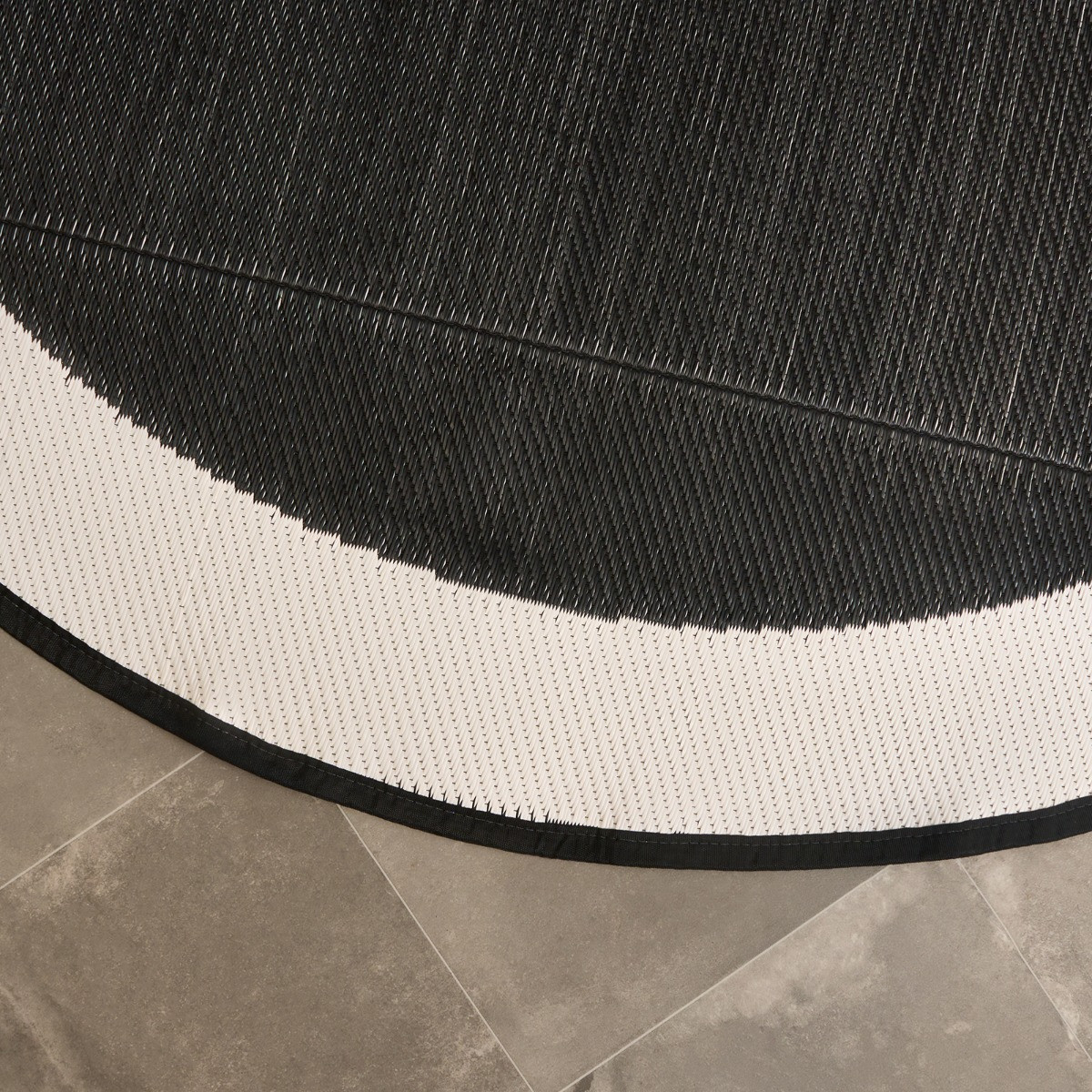 OHS Contrast Border Reversible Outdoor Rug, Black/Cream - 170cm>