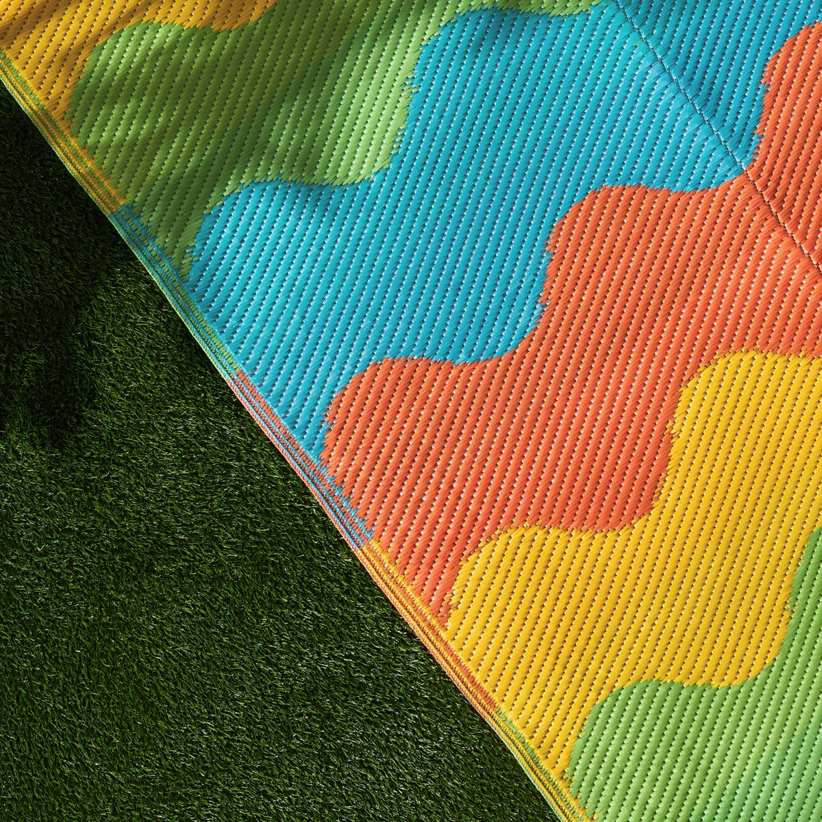 OHS Kids Waved Lines Print Outdoor Rug - Multi>
