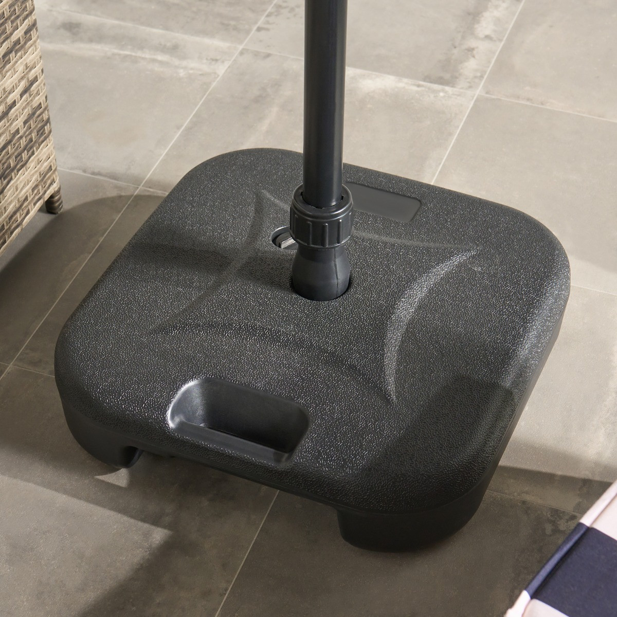 OHS Round Premium Tilting Parasol - Grey>