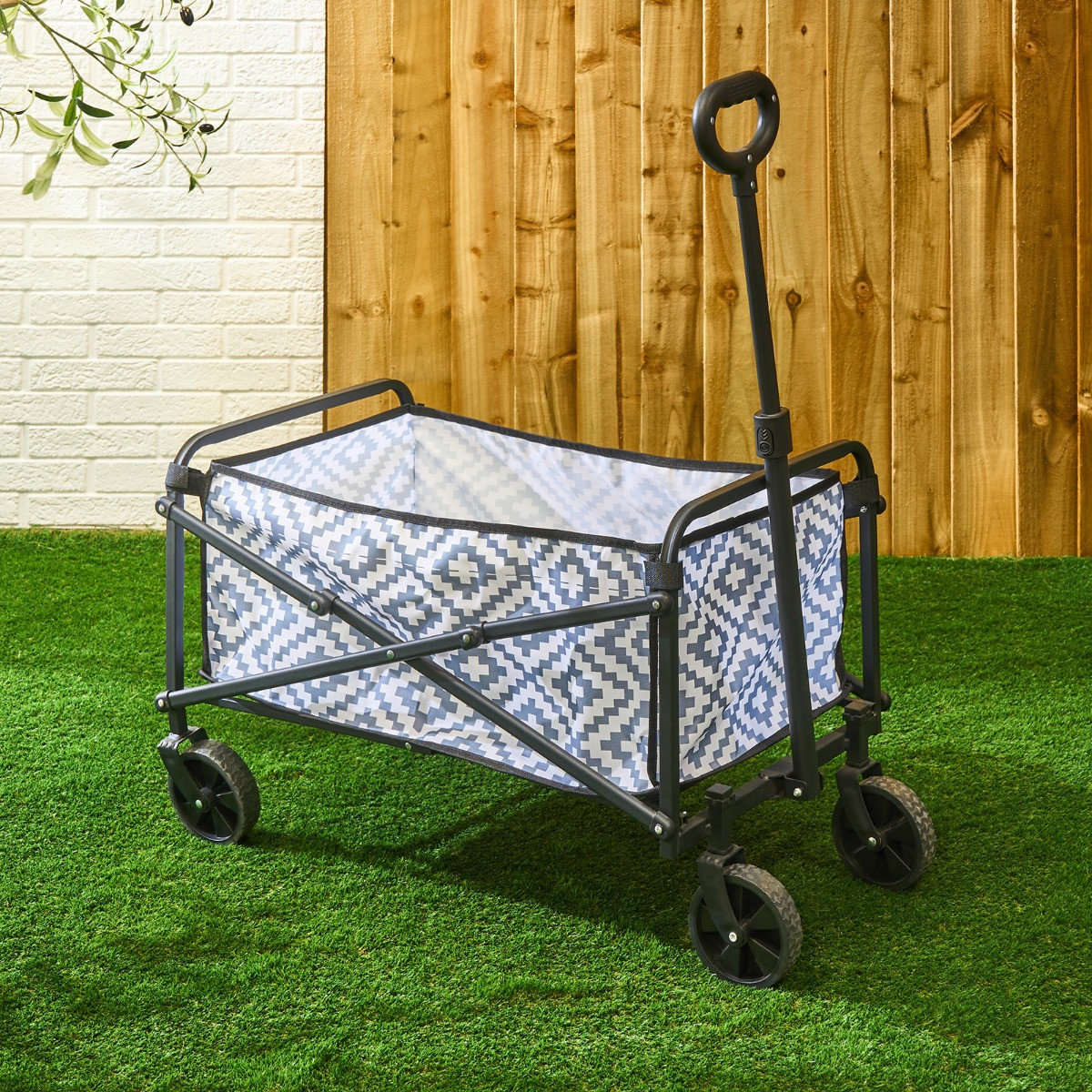OHS Geometric Print Foldable Camping Trolley - Grey >