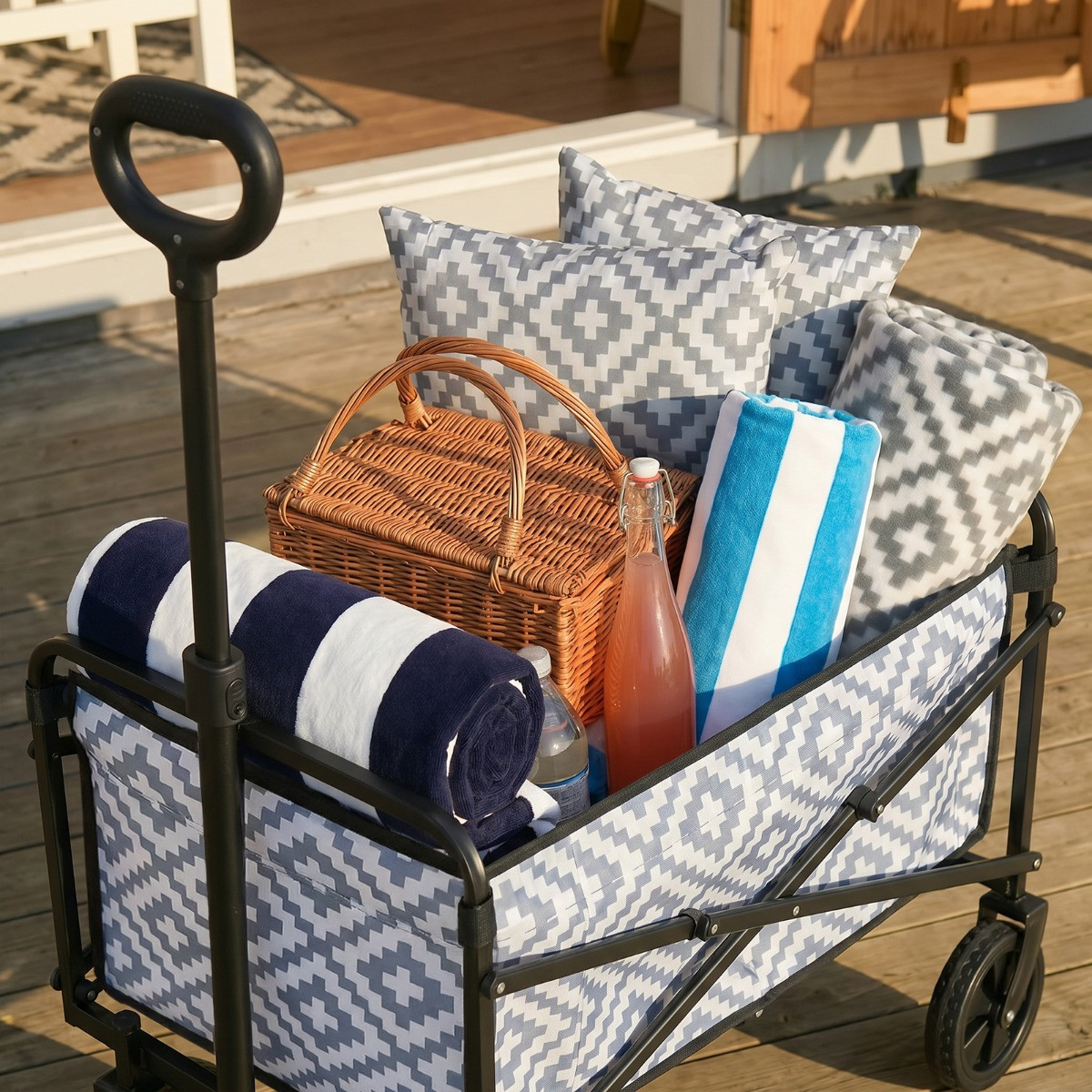 OHS Geometric Print Foldable Camping Trolley - Grey >