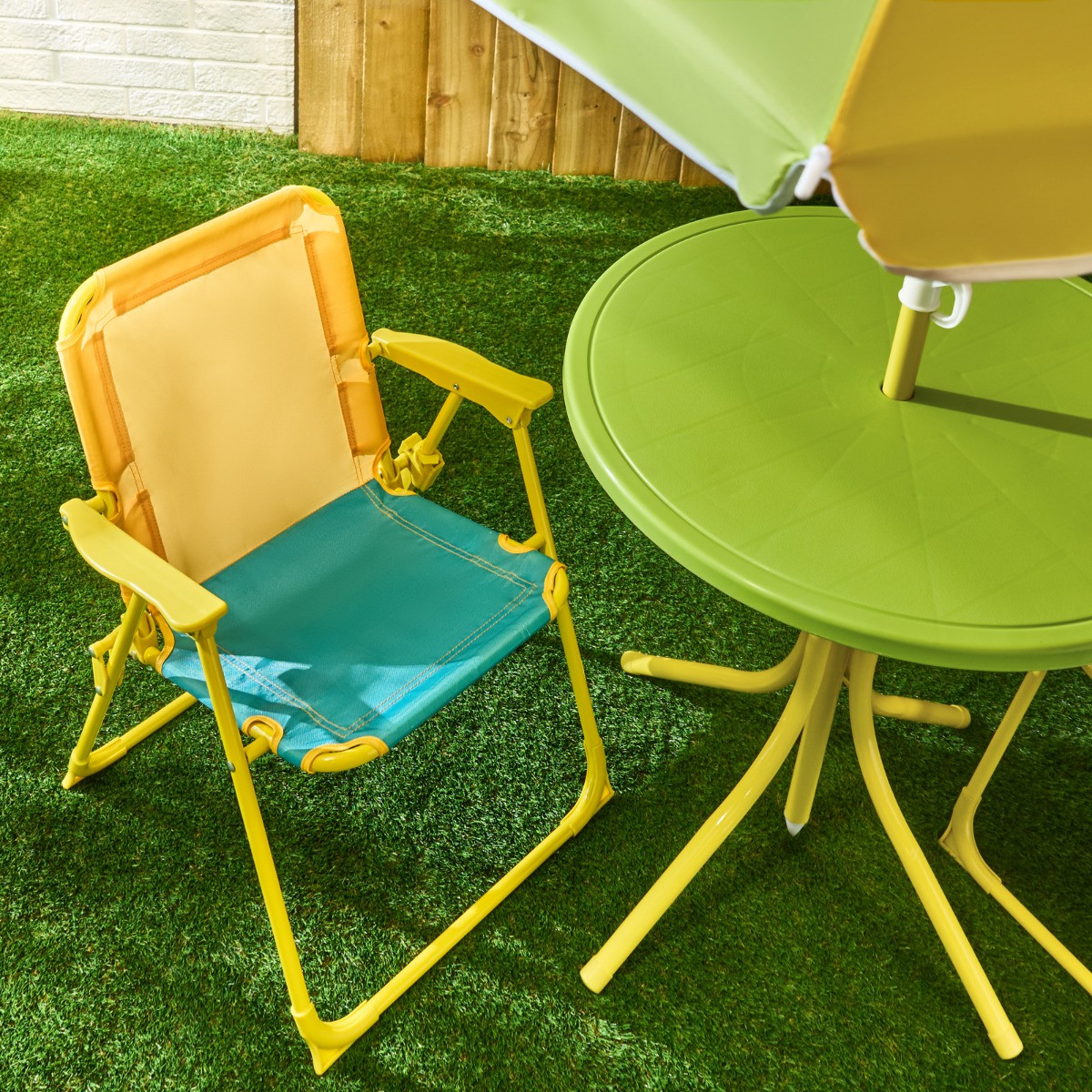 OHS Kids Colour Block Bistro Set with Parasol - Multi>