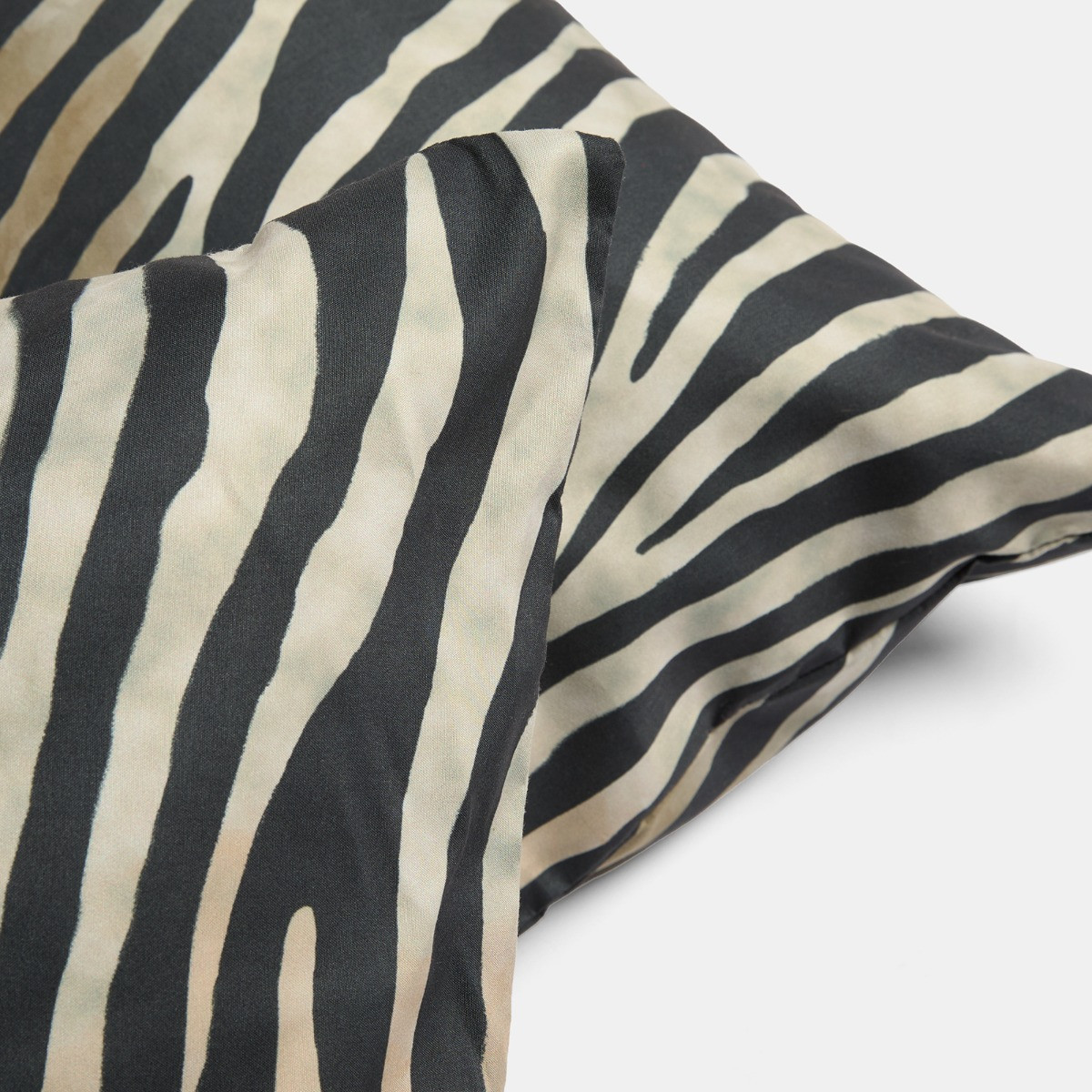 OHS Indoor/Outdoor Zebra Print Cushion Covers, Monochrome - 45 x 45cm>