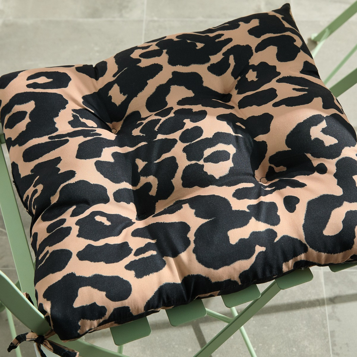 OHS Indoor/Outdoor Leopard Print Seat Pads - Natural>