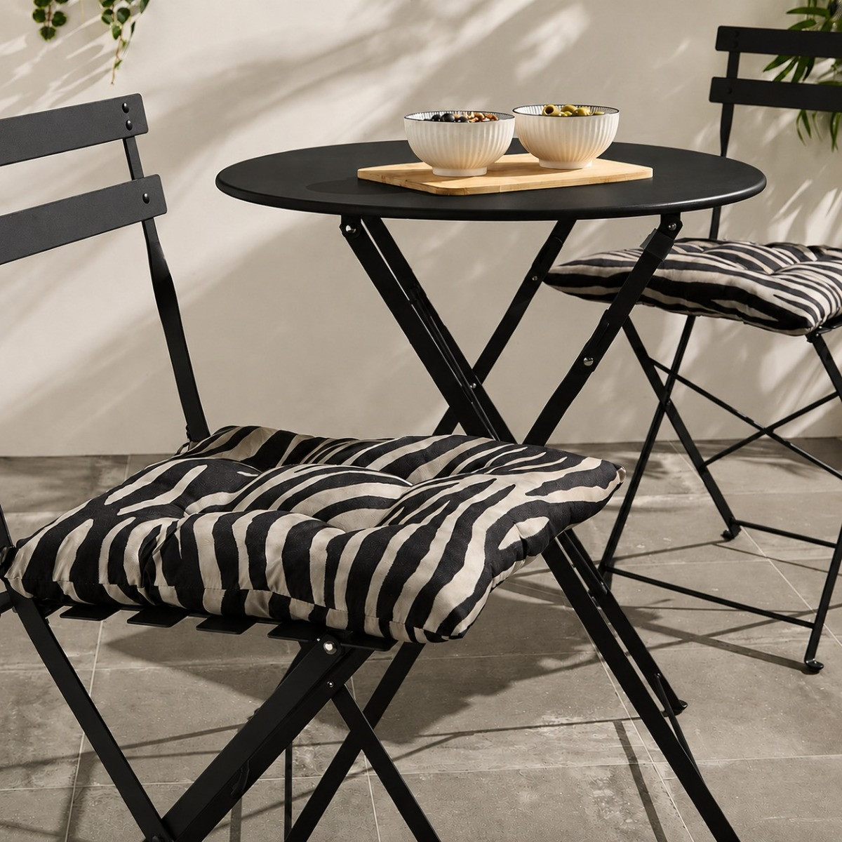 OHS Indoor/Outdoor Zebra Print Seat Pads - Monochrome>