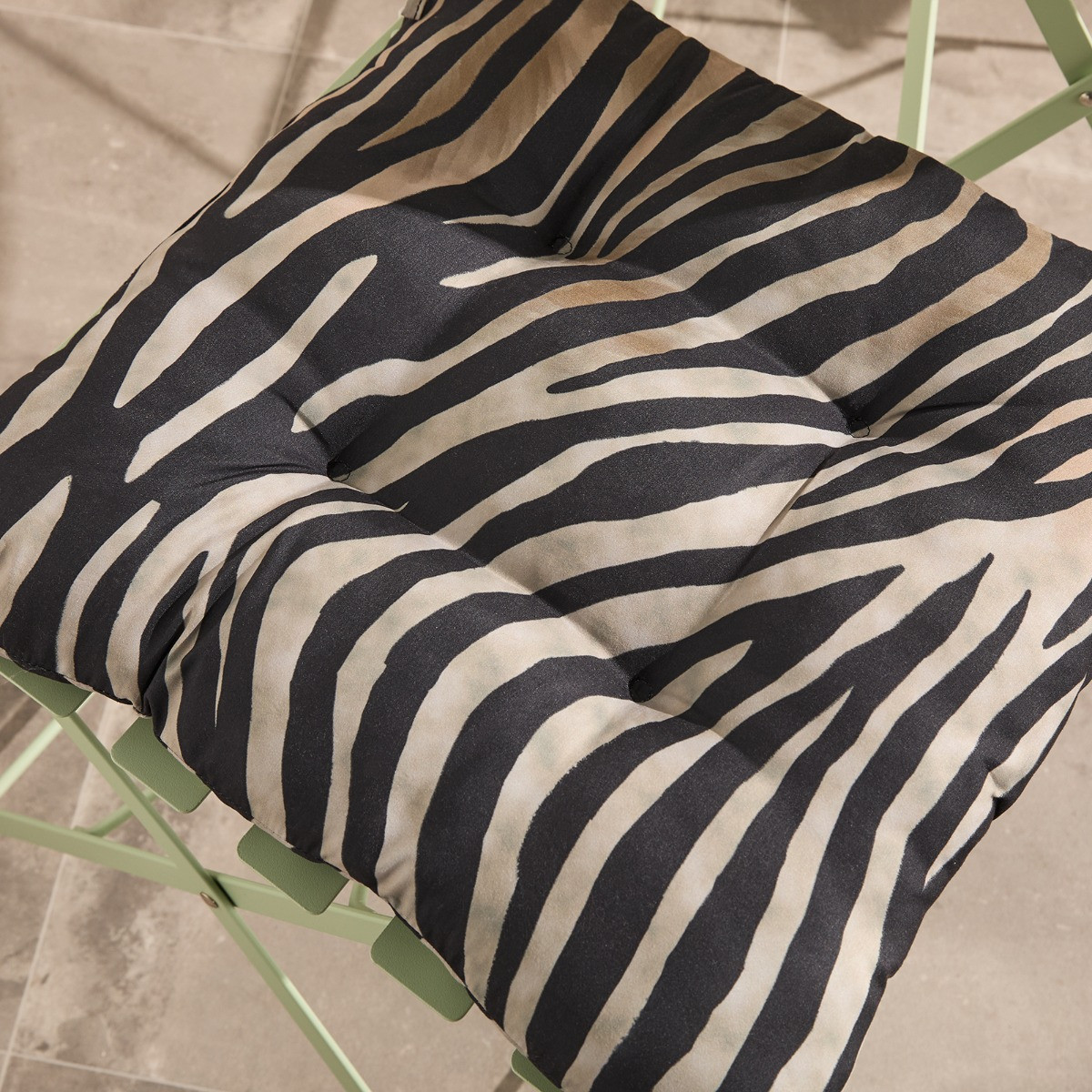OHS Indoor/Outdoor Zebra Print Seat Pads - Monochrome>