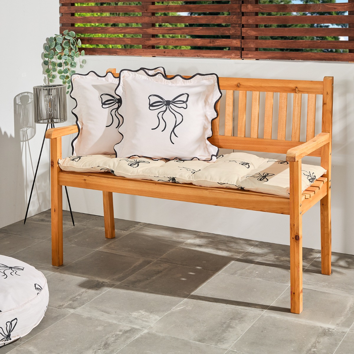 OHS 2-Seater Indoor/Outdoor Bow Print Bench Pad - Monochrome>